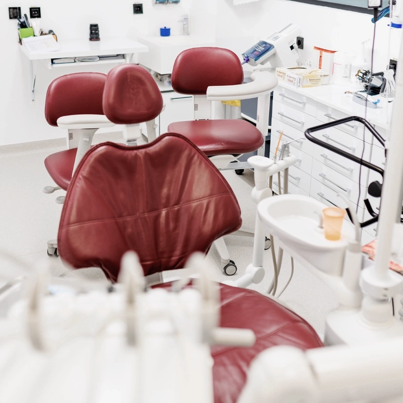 DentalNet – cabinet stomatologic și sală de tratament